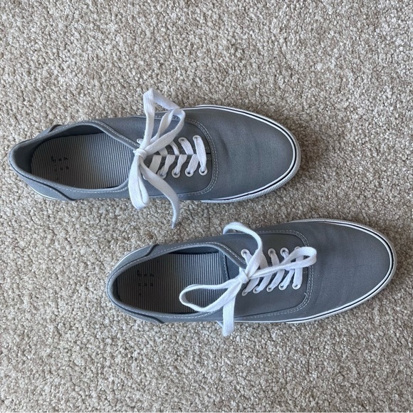 A New Day Canvas Shoe Size 9 - Picture 8 of 12